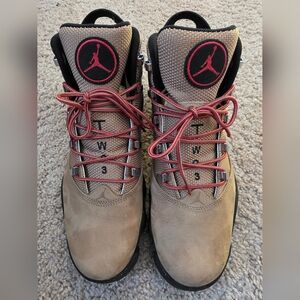Mens Air Jordan Winterized 6 Rings Tan and Black Boots Used & Good Condition